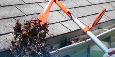 Roof gutter cleaning Services Roof-gutter-cleaning-Services